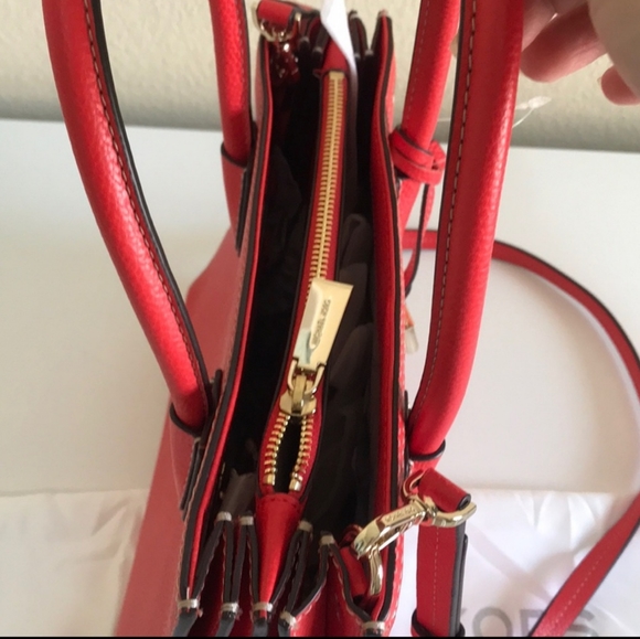 ⚡SALE⚡Michael Kors Mercer Med Accordion CONV TOTE - Picture 9 of 16